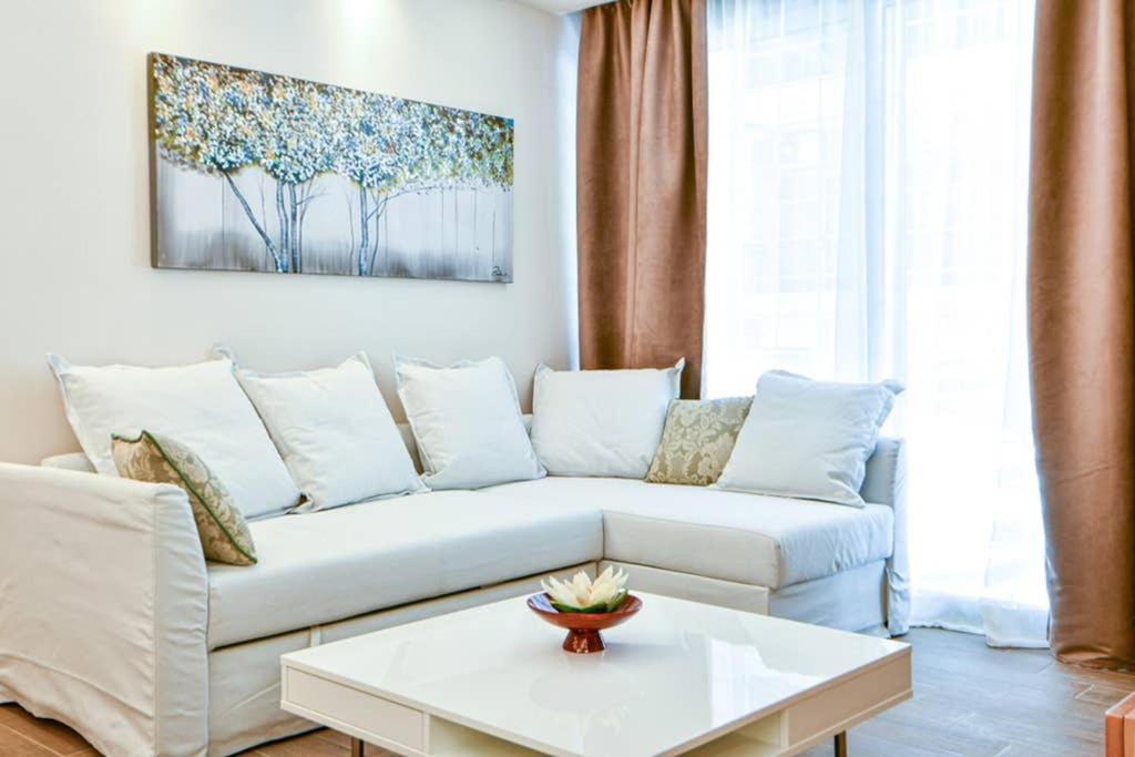 Modern Hospitality, With Private Garden, Athens Apartment Bagian luar foto