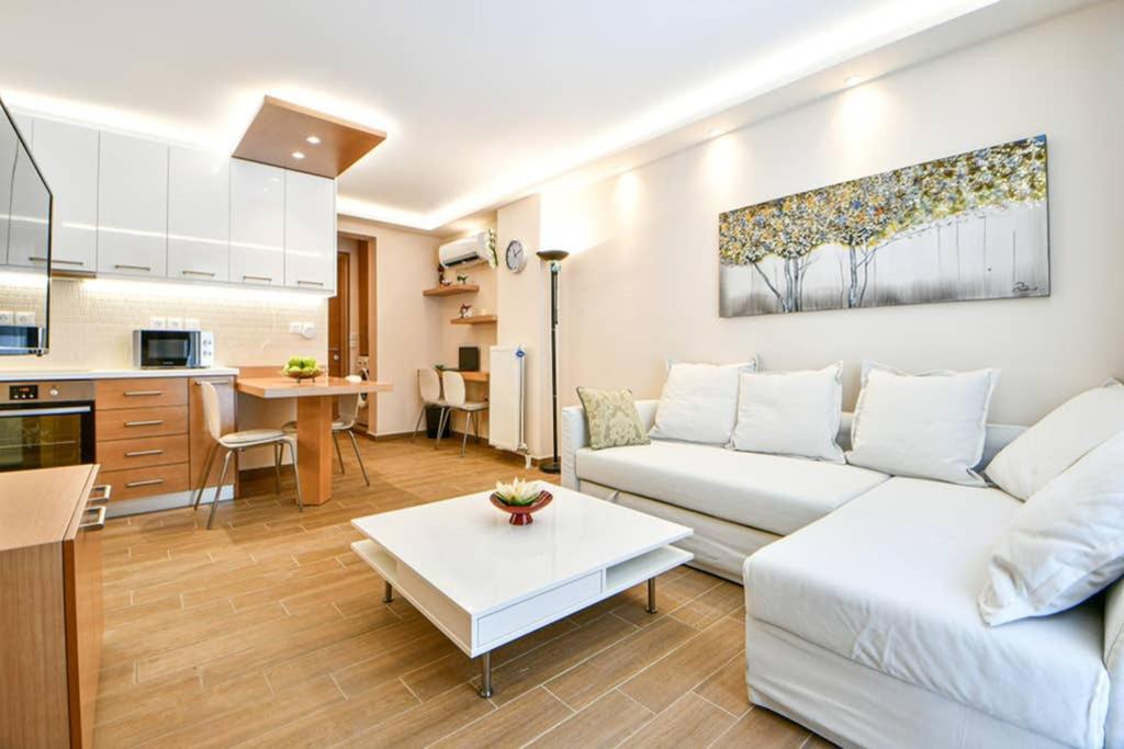 Modern Hospitality, With Private Garden, Athens Apartment Bagian luar foto