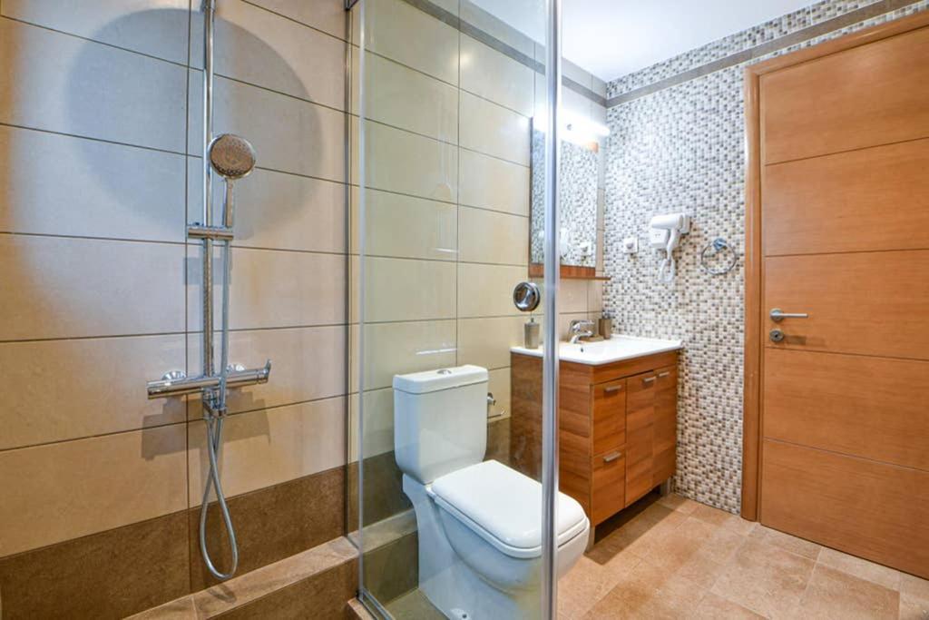 Modern Hospitality, With Private Garden, Athens Apartment Bagian luar foto
