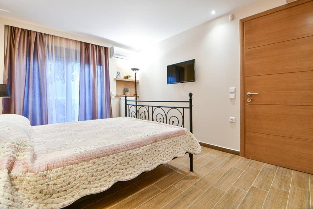 Modern Hospitality, With Private Garden, Athens Apartment Bagian luar foto