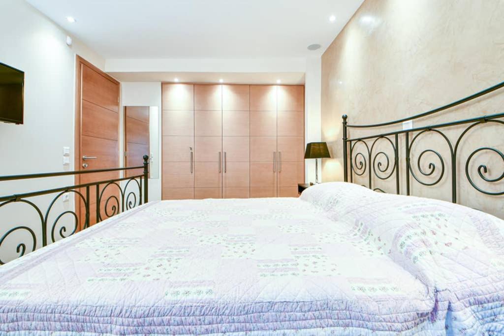 Modern Hospitality, With Private Garden, Athens Apartment Bagian luar foto