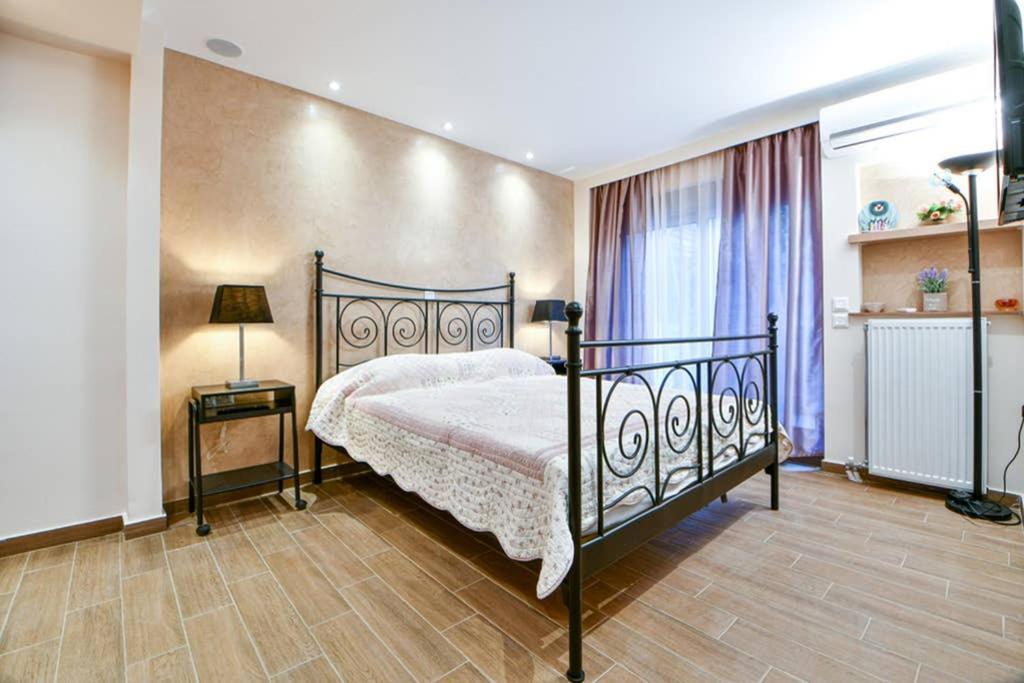 Modern Hospitality, With Private Garden, Athens Apartment Bagian luar foto